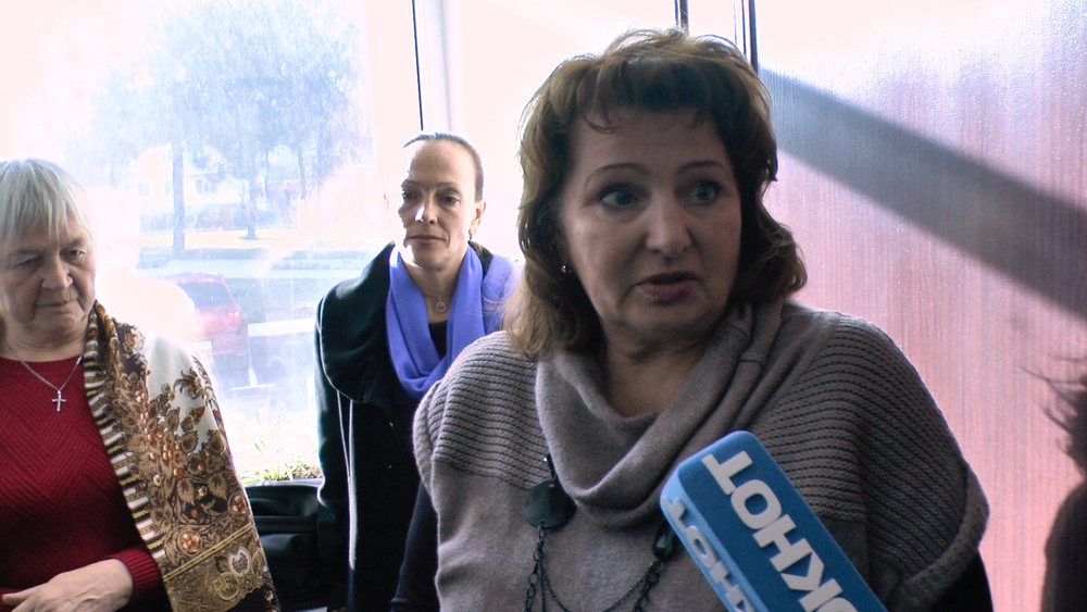 В единый день приема граждан в мэрии Анапы возмущенные жители толпились в тесном коридоре В единый день приема граждан в мэрии Анапы возмущенные жители толпились в тесном коридоре