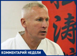 Тренер из Анапы показал несколько упражнений для разминки в условиях самоизоляции Тренер из Анапы показал несколько упражнений для разминки в условиях самоизоляции