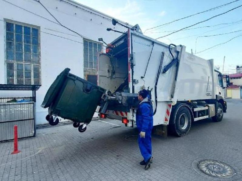 ВТБ Лизинг передал технику для сбора мусора в Анапе ВТБ Лизинг передал технику для сбора мусора в Анапе