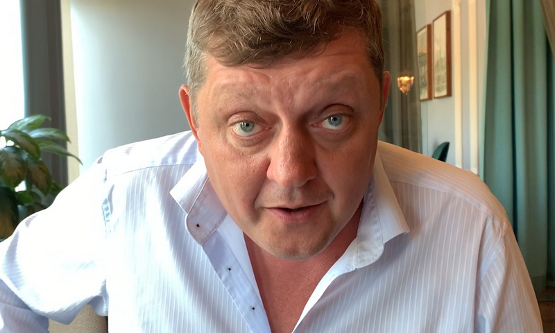 Главный редактор «Блокнота» оказался прав: с журналиста Голунова сняли все обвинения Главный редактор «Блокнота» оказался прав: с журналиста Голунова сняли все обвинения