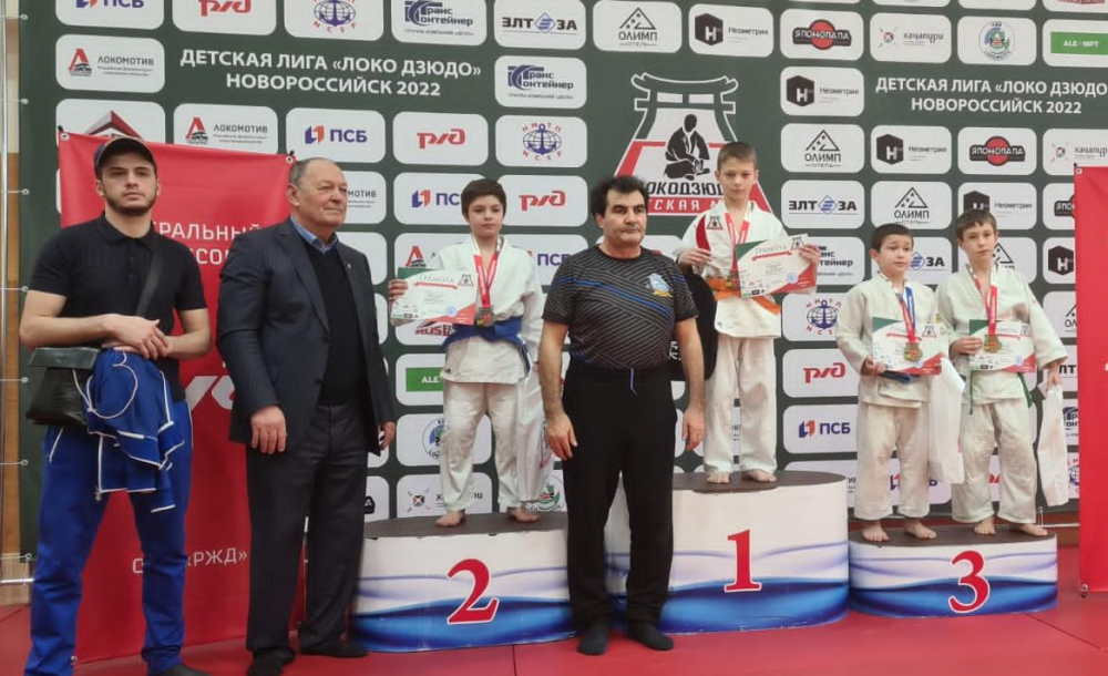 Анапские спортсмены показали бойцовский характер на турнире «Локодзюдо»