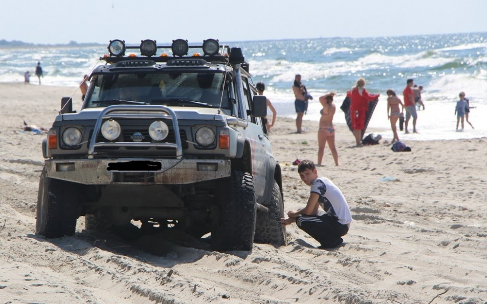 Любители покататься по пляжу попадут под прицелы видеокамер