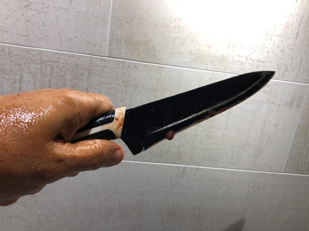 9 ударов ножом не решили спор за имущество между супругами в Анапе