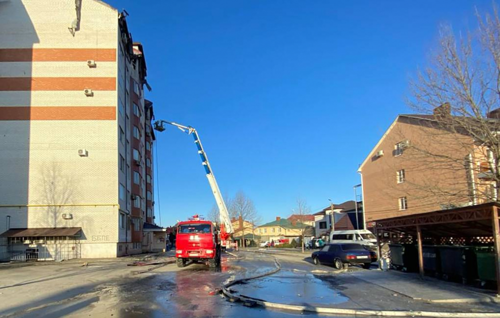 В результате пожара в многоэтажке в Анапе полностью выгорели 24 квартиры