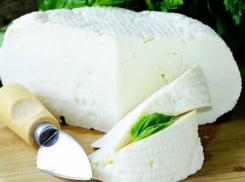 Анапские предприниматели смогут и дальше выпускать Адыгейский сыр