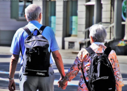 Анапчане старше 75 лет могут рассчитывать на доплату к пенсии