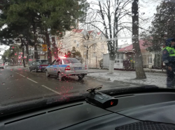 В Анапе начали штрафовать за остановку возле школы