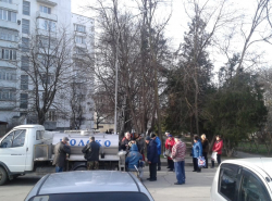 Очередь за молоком