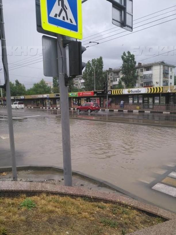 Вчера Анапу в отличии от Новороссийска не затопило, но сегодня снова обещают дождь