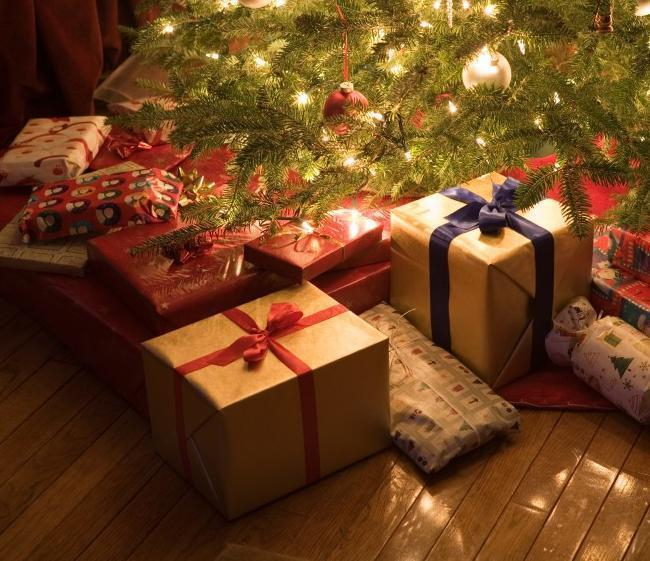 Что подарить на Рождество: ТОП-3 лучших праздничных презентов