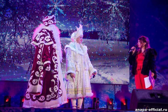 В новогоднюю ночь на Театральной площади Анапы пройдет шоу-программа